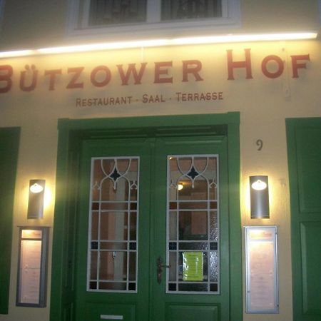 Hotel Buetzower Hof Exterior photo